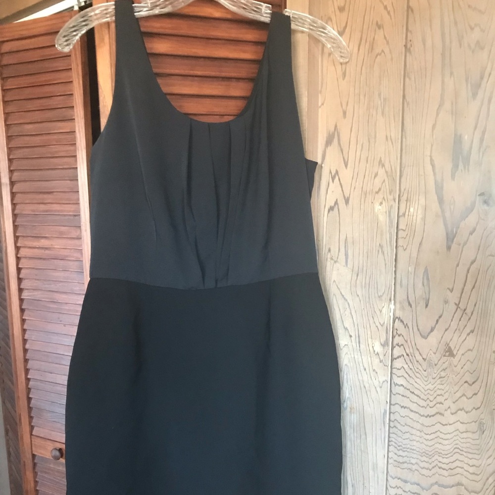 Banana Republic classic dress